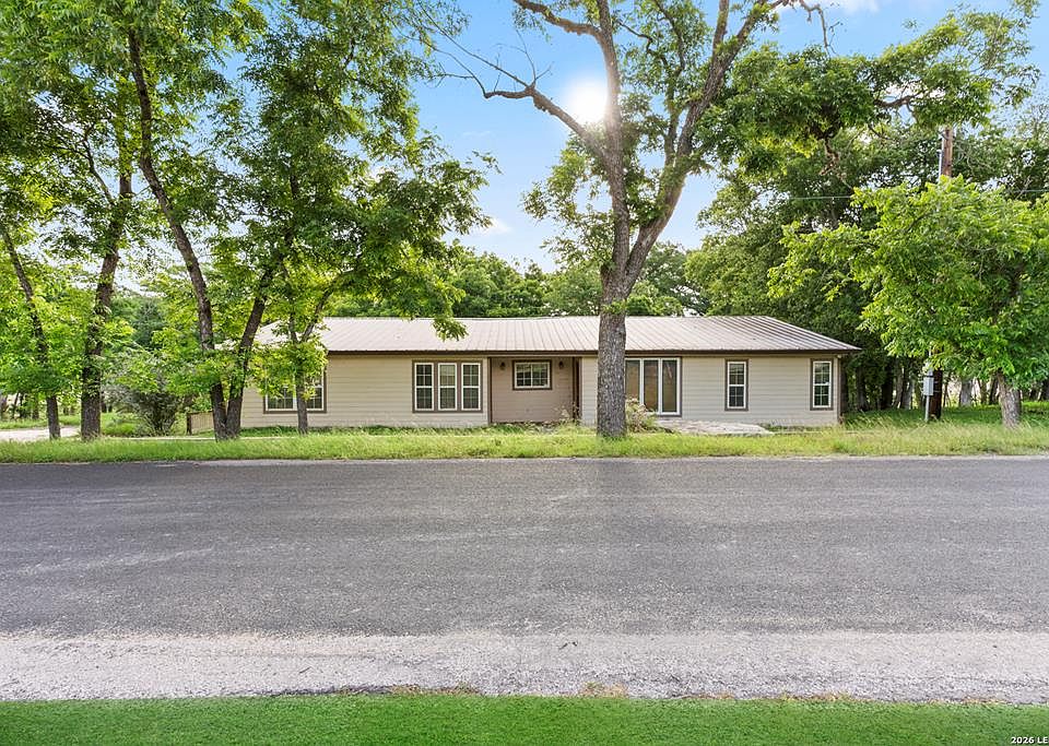 1st image of 446 Wharton Rd