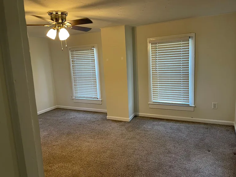 1309 W Main St #B — Photo 2