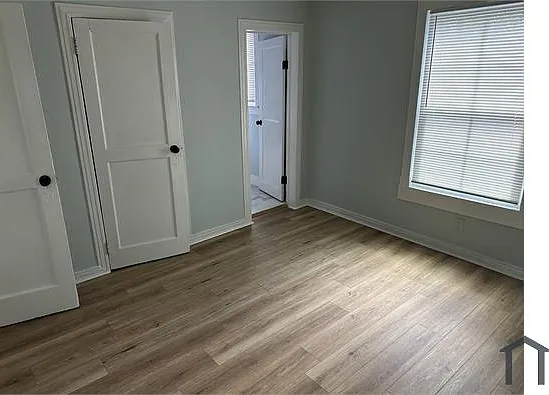 3 bed, 1300 sqft, $1,300 — Photo 3