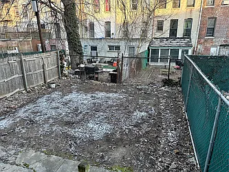 Rented by Max Apt LLC