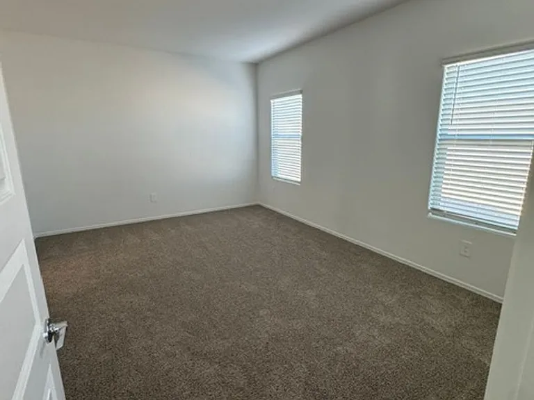 10004 N Guayacan Trl — Photo 11