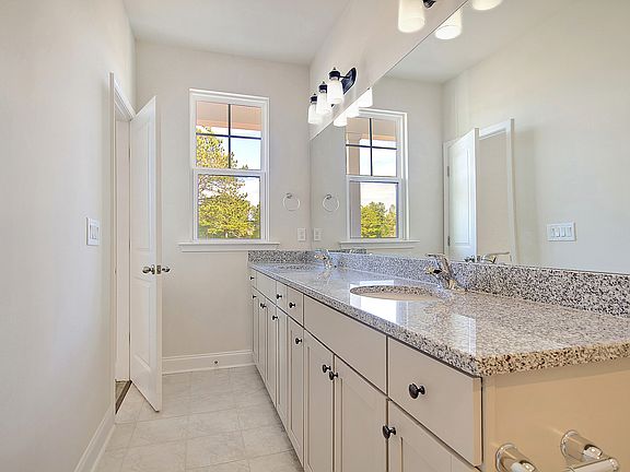 Calhoun Master Bathroom