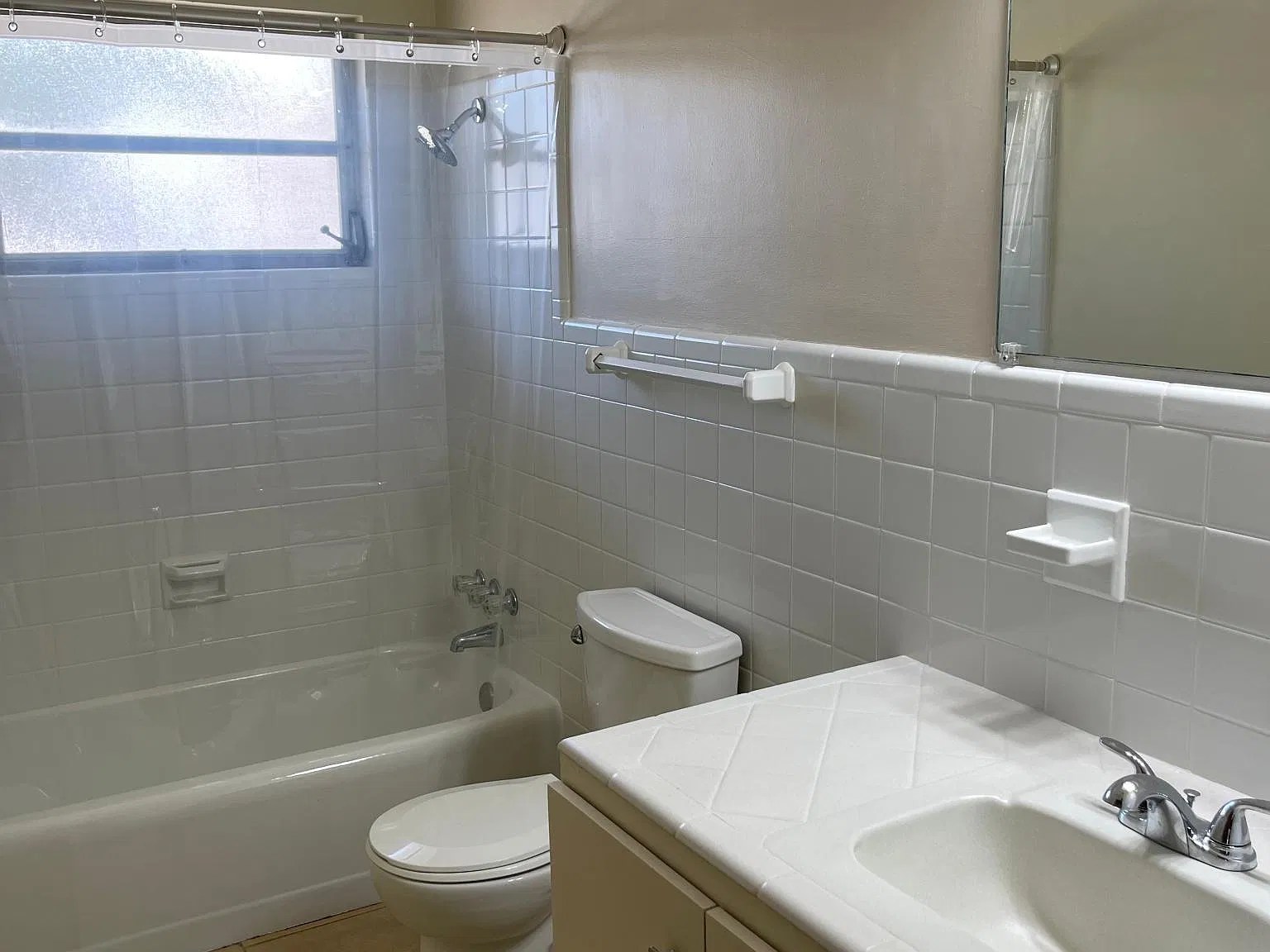 2 bed, 950 sqft, $1,950 — Photo 4