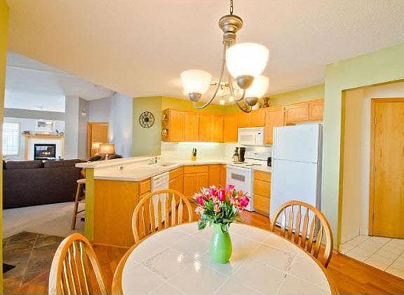 2nd image of 8549 Telford Lane