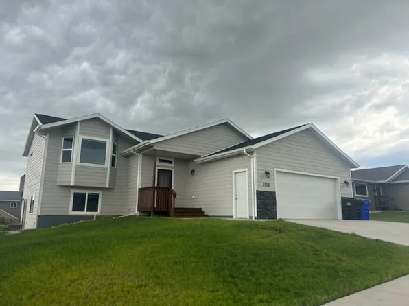 3111 Jessup Ln, Rapid City, SD 57703