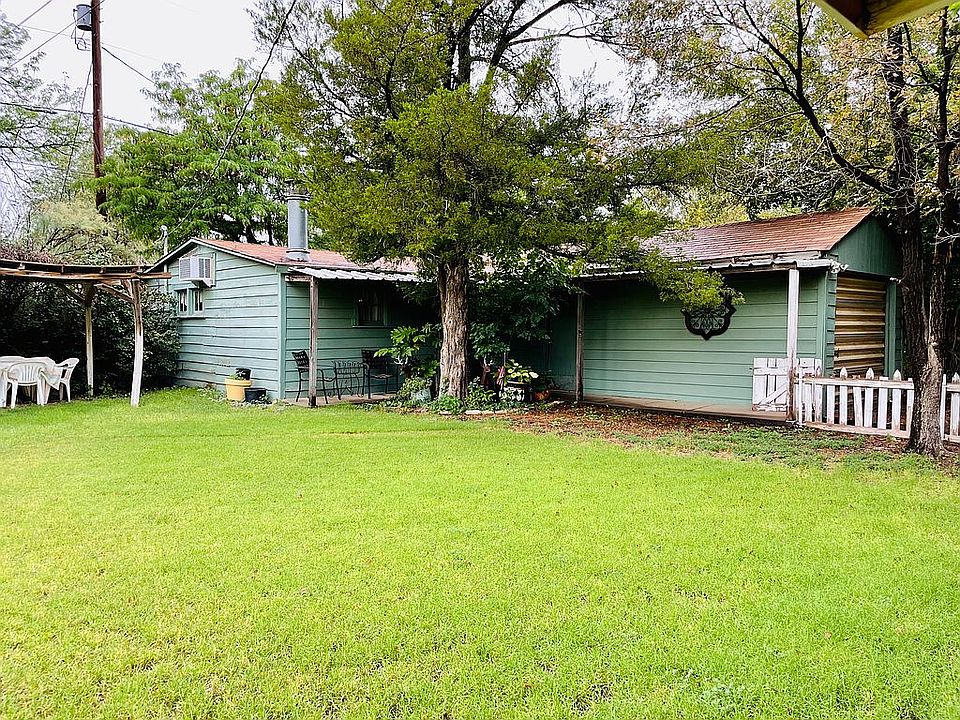 310 S Baylor St, Perryton, TX 79070 Zillow