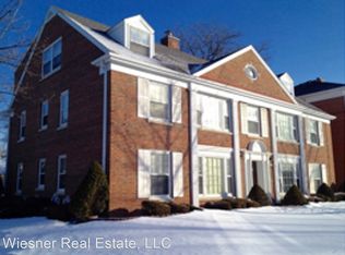9030 W North Ave APT 4, Milwaukee, WI 53226