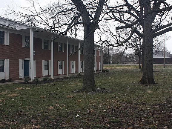 2nd image of 8 Heritage Dr