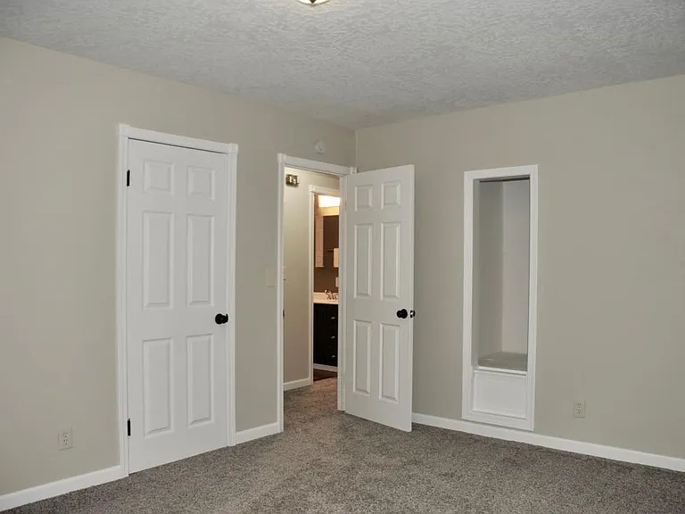 1811 E Front Ave — Photo 11