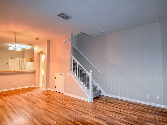 4th image of 4238 Bismarck Palm Dr
