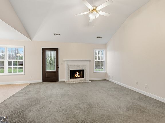 5th image of 241 Tommy Irvin Rd