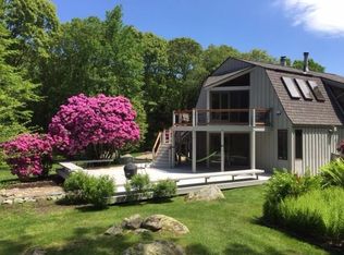 46 Stanton Ln, Pawcatuck, CT 06379