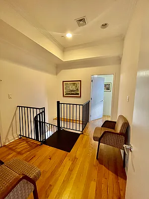 Rented by NY Living Solutions | media 27