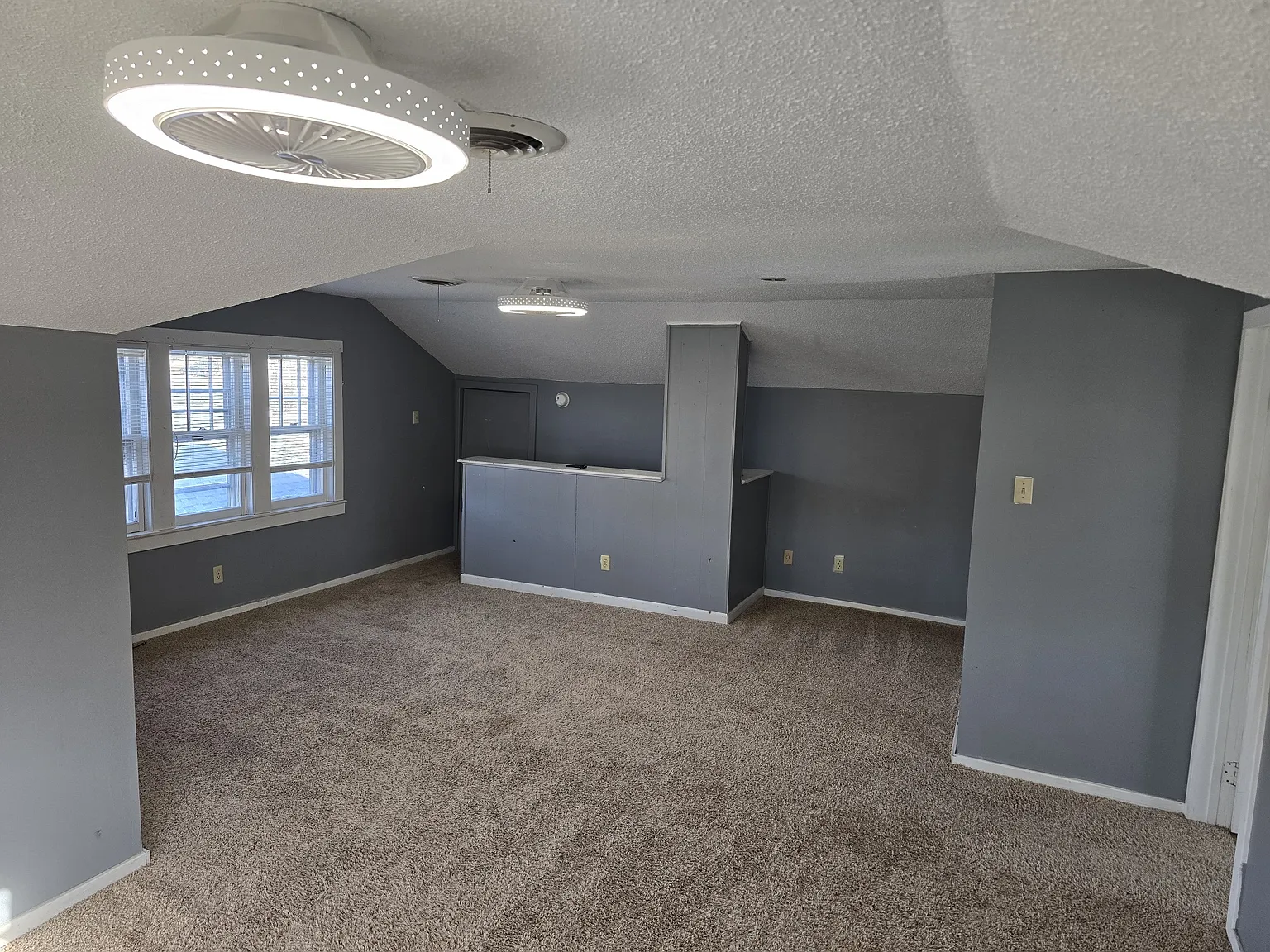 3 bed, 1466 sqft, $1,800 — Photo 2