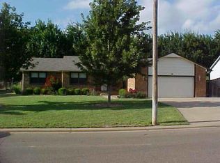 36 Arnold Dr, Augusta, KS 67010