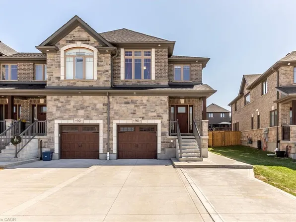 90 Hollybrook Trl, Kitchener, ON N2R 0M7