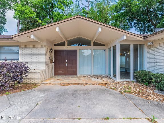 4th image of 6751 LA LOMA Drive