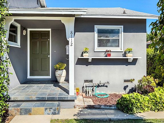 4th image of 8112 Paso Robles Ave