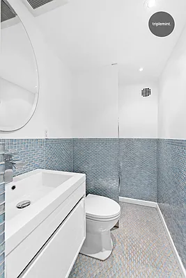 Sold by Triplemint | media 15