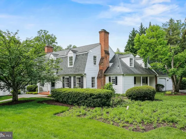 7125 Darby Rd, Bethesda, MD 20817