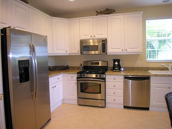 2nd image of 9047 Cherry Oaks Trl APT 101