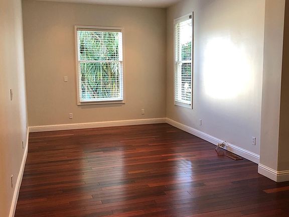 3rd image of 228 Divisadero St