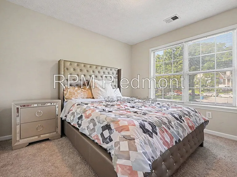 550 Claudel Ct SW — Photo 18