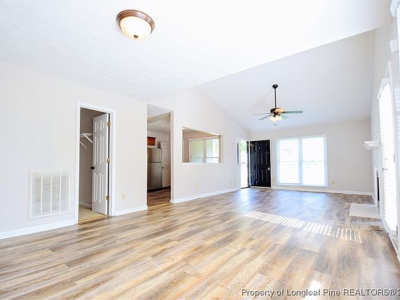 5th image of 316 Nettletree Ln