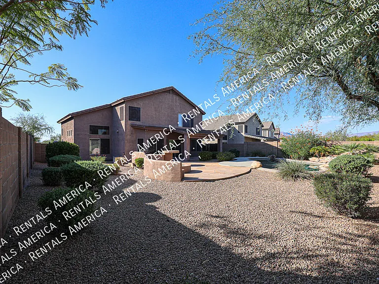 33251 N Symer Dr — Photo 41