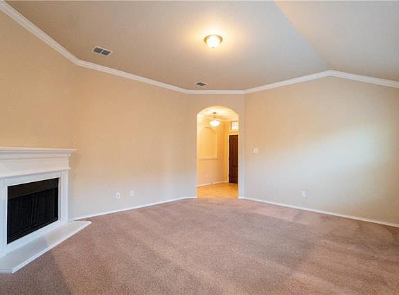 3rd image of 4100 Meramac Dr