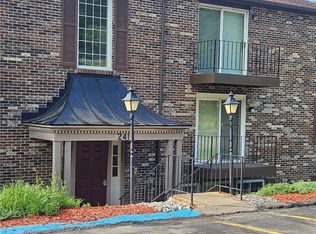 241 Coxcomb Hill Rd APT 23, New Kensington, PA 15068