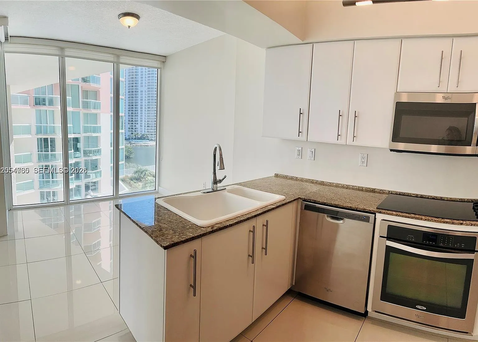 100 Hidden Bay Condo — Photo 3