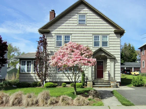 645 Courtland Avenue, Bridgeport, CT 06605