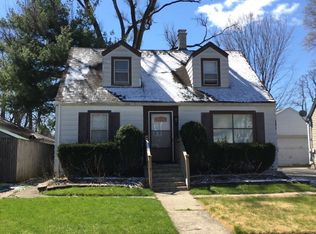 641 Page Ave, Elgin, IL 60120