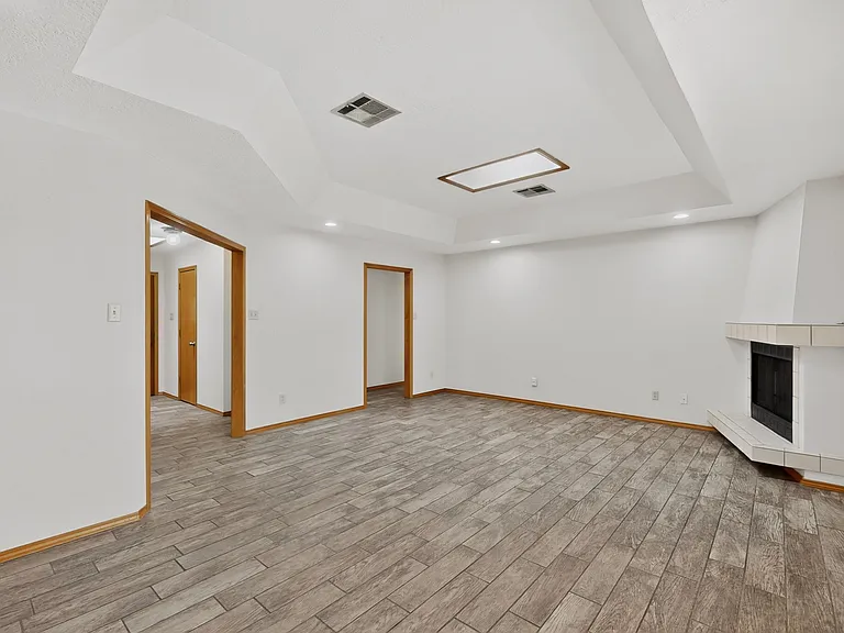 711 Windmill Dr — Photo 28