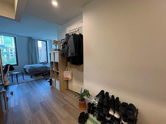 3rd image of 156 Clarkson Ave #5T