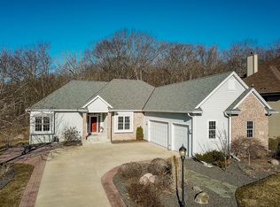 W164S6811 Chamberlain Hill Dr, Muskego, WI 53150