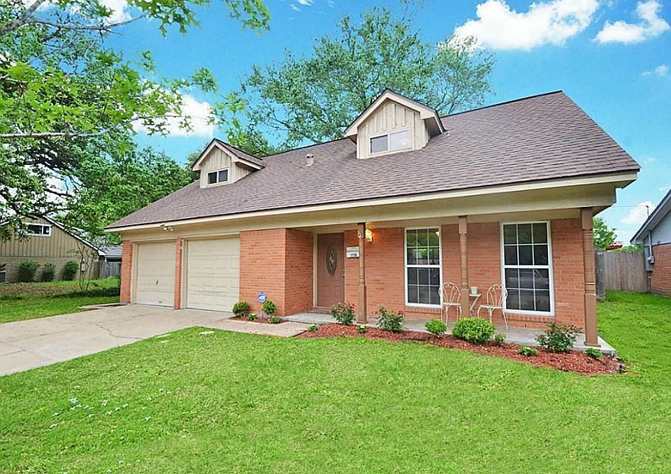 1st image of 11706 N Evelyn Cir