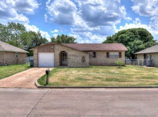 128 SW 69th St, Lawton, OK 73505