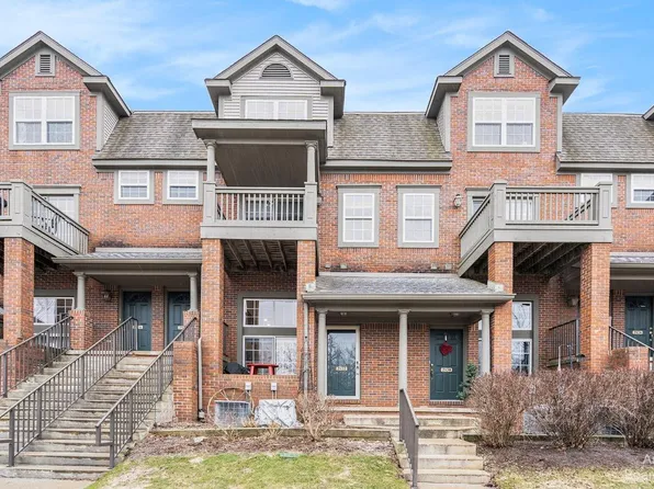 2932 Barclay Way, Ann Arbor, MI 48105