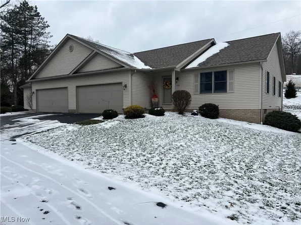 209 Aspen Dr, Dover, OH 44622