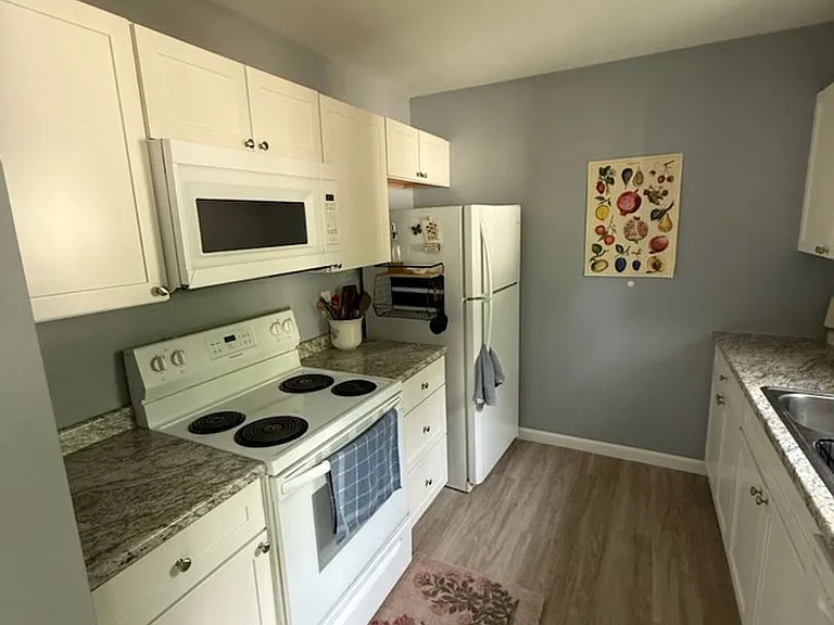 614 Main St — Photo 4