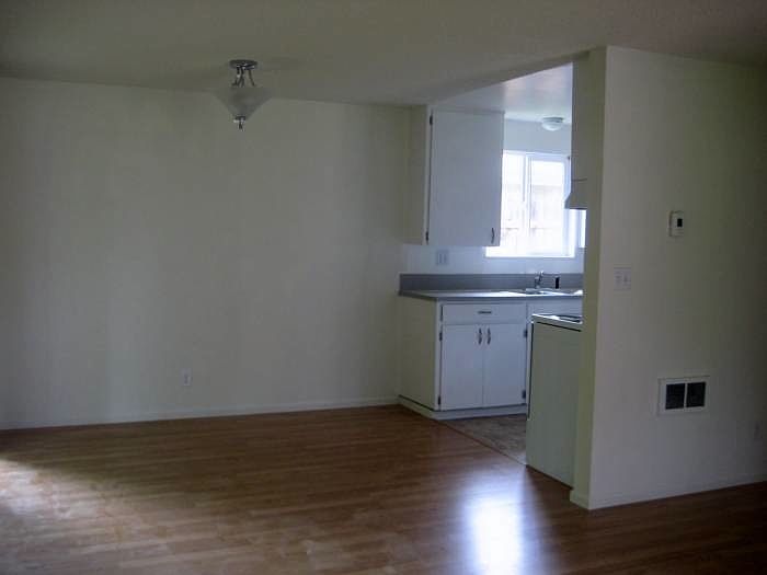2nd image of 664 Tipton Ave