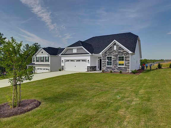 3rd image of 512 Frosty Ln