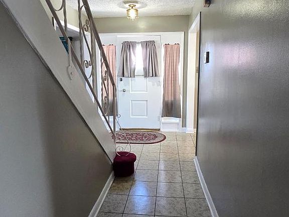 5th image of 636 Artwood Dr