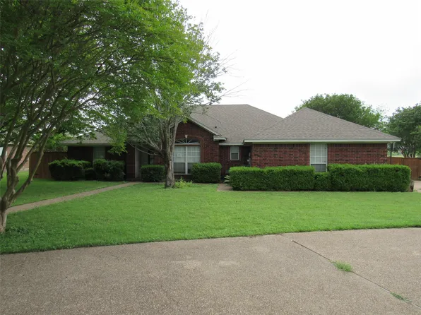 710 N Robinson Dr, Waco, TX 76706