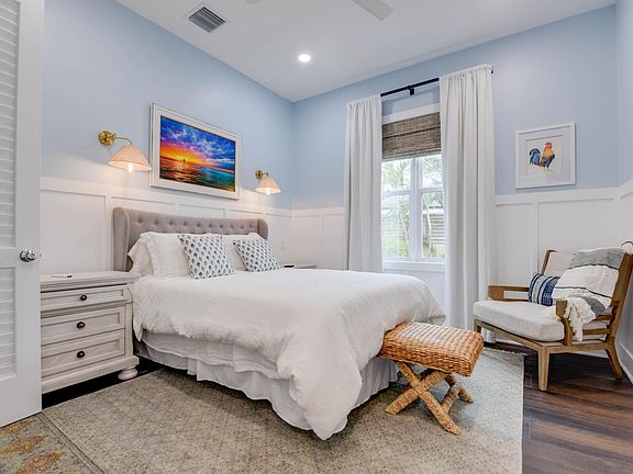 Queen bed