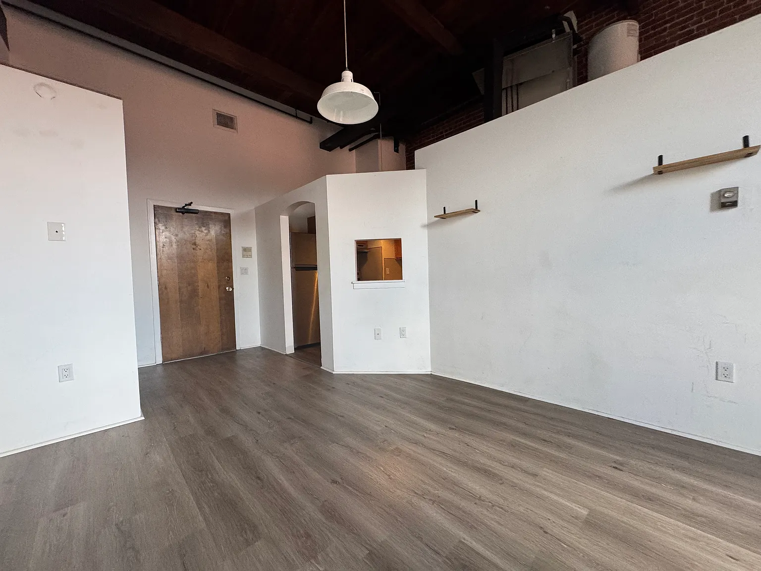 1 bed, 700 sqft, $1,445 — Photo 2