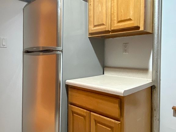 5th image of 183 Pinehurst Ave #544