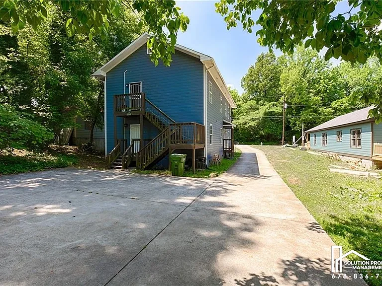 987 Dimmock St SW #4 — Photo 3